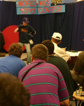 2007yoyoConventonIanJohnsonOffStringContest