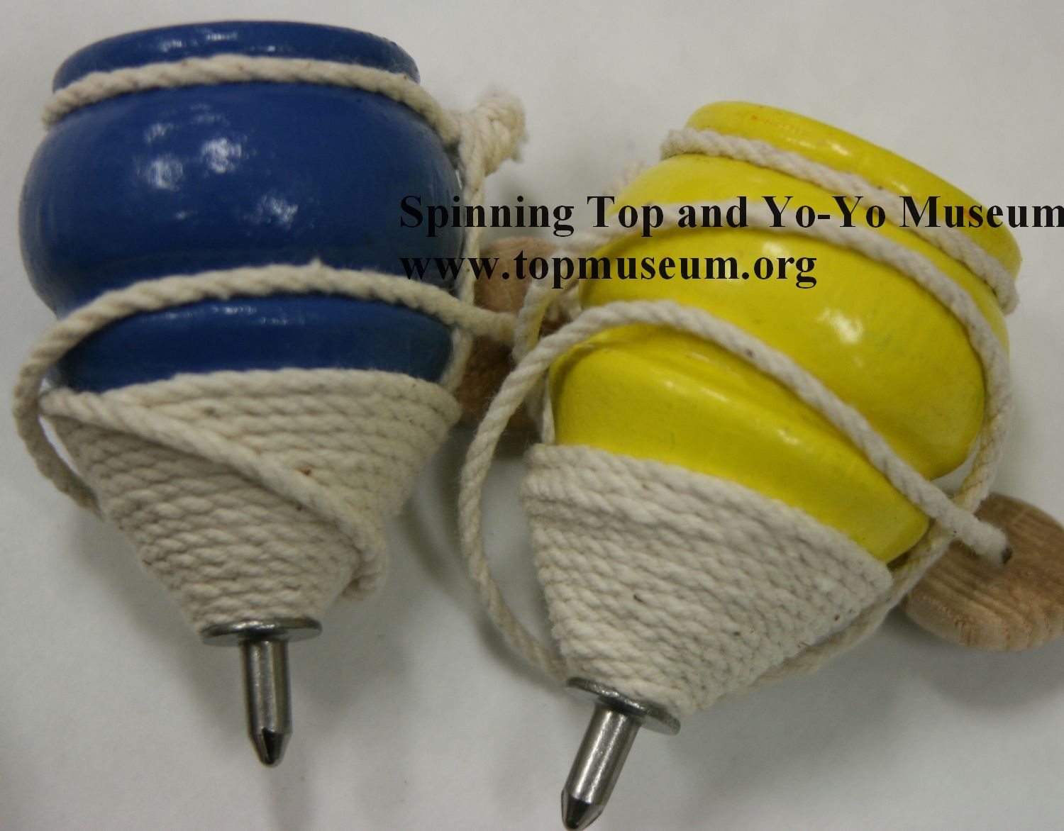 spinning top with string